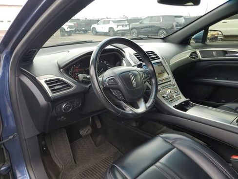 Used 2018 Lincoln MKZ Premiere FWD image 10