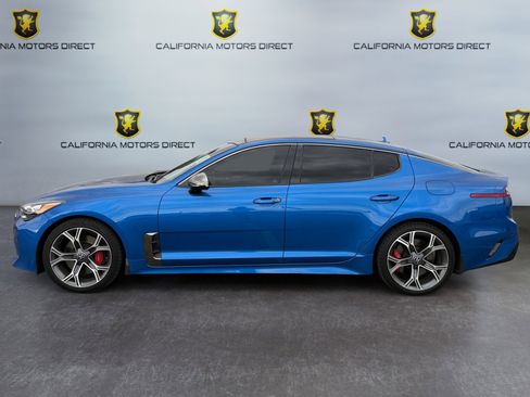 Used 2018 Kia Stinger GT2 RWD image 2
