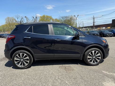 Used 2021 Buick Encore Preferred image 4