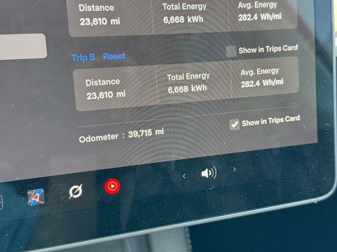 Used 2023 Tesla Model Y Long Range AWD/4WD image 15
