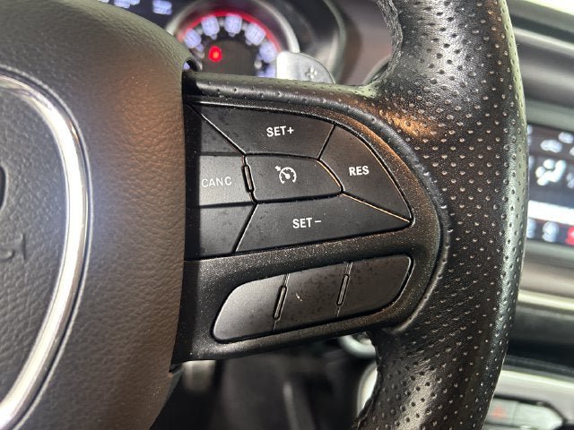 Used 2022 Dodge Challenger R/T RWD image 13