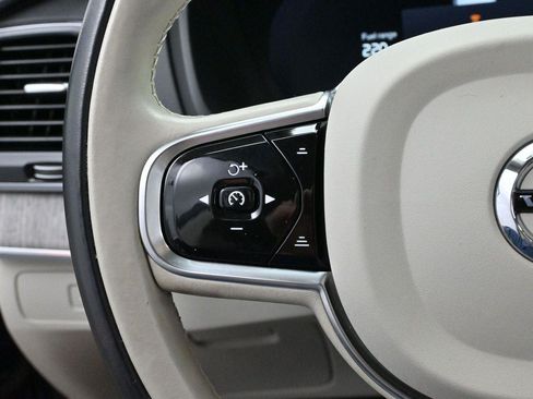 Used 2023 Volvo XC90 B6 Plus w/ Protection Package Premier AWD/4WD image 19