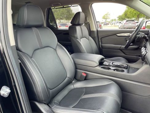 Used 2024 Honda Pilot EX-L image 25