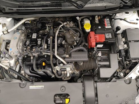 Used 2022 Nissan Sentra SR w/ SR Premium Package FWD image 30