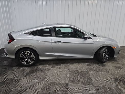 Used 2016 Honda Civic EX-T image 2