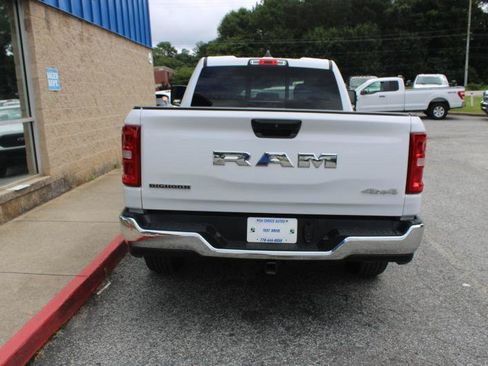 Used 2025 RAM 1500 Big Horn AWD/4WD image 5