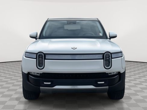 Used 2024 Rivian R1S Adventure image 37