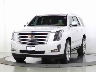 Used 2019 Cadillac Escalade Platinum
