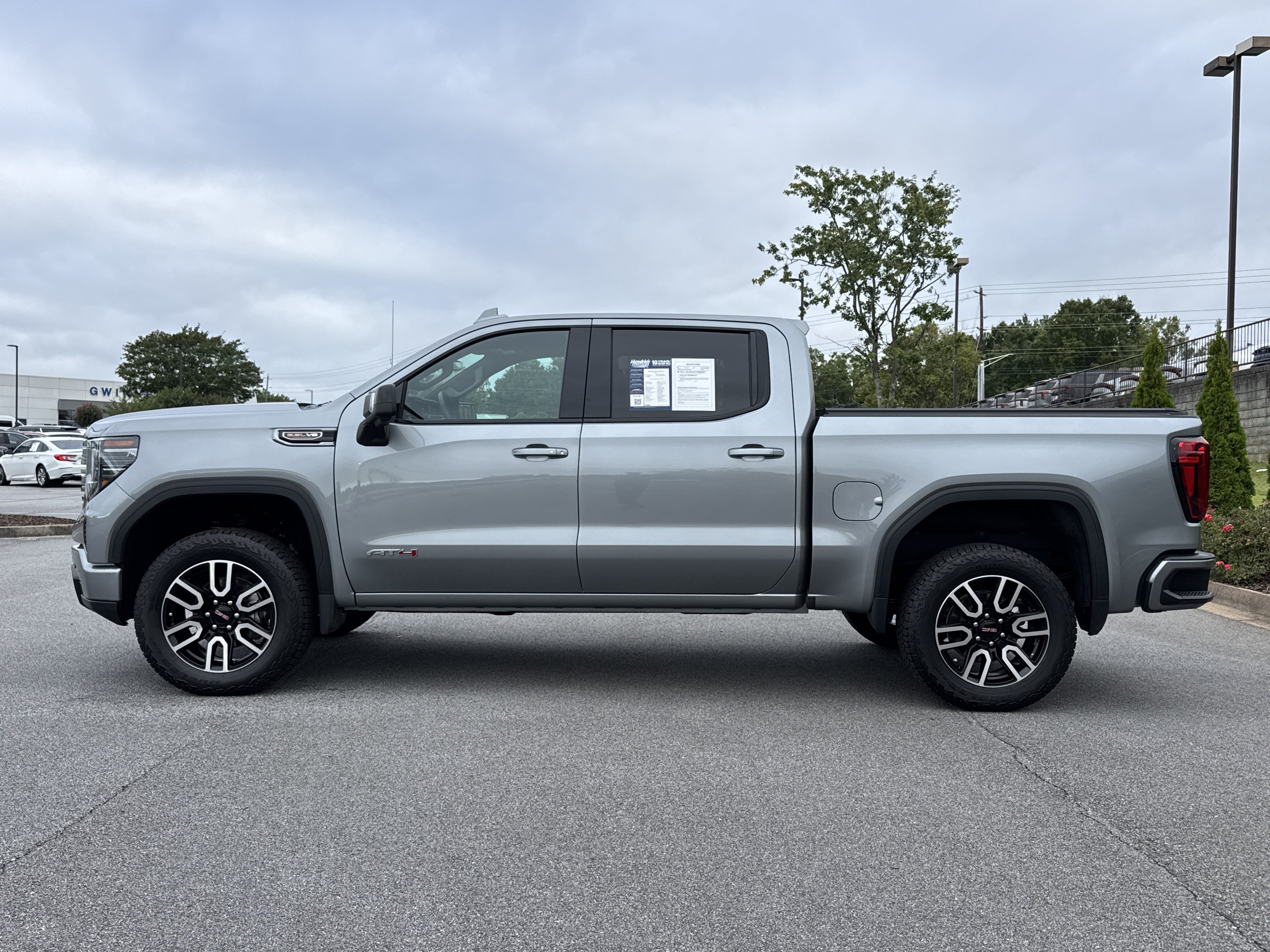 Used 2026 GMC Sierra 1500 AT4 w/ AT4 Premium Package AWD/4WD image 7