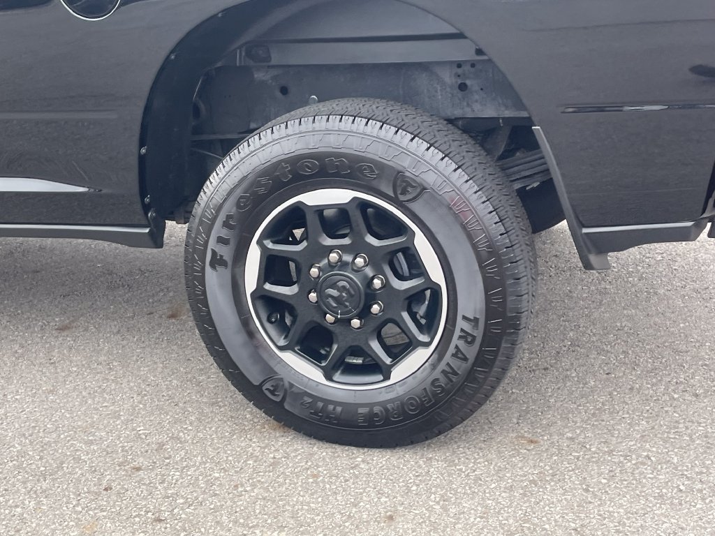 Used 2025 RAM 3500 Laramie AWD/4WD image 8