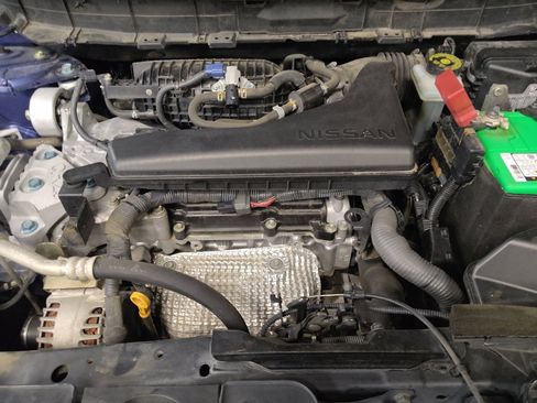 Used 2020 Nissan Rogue SV FWD image 30