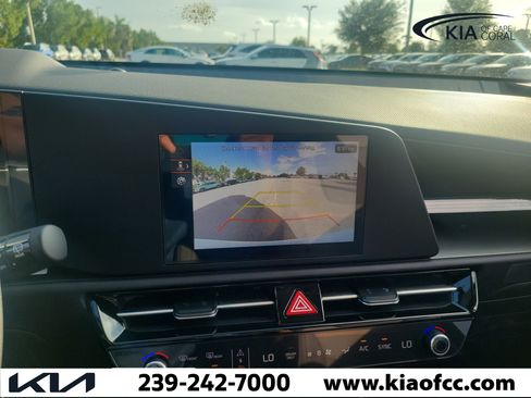 New 2026 Kia Niro LX FWD image 28