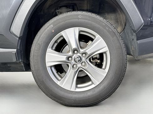 Certified 2025 Toyota RAV4 XLE AWD/4WD image 30