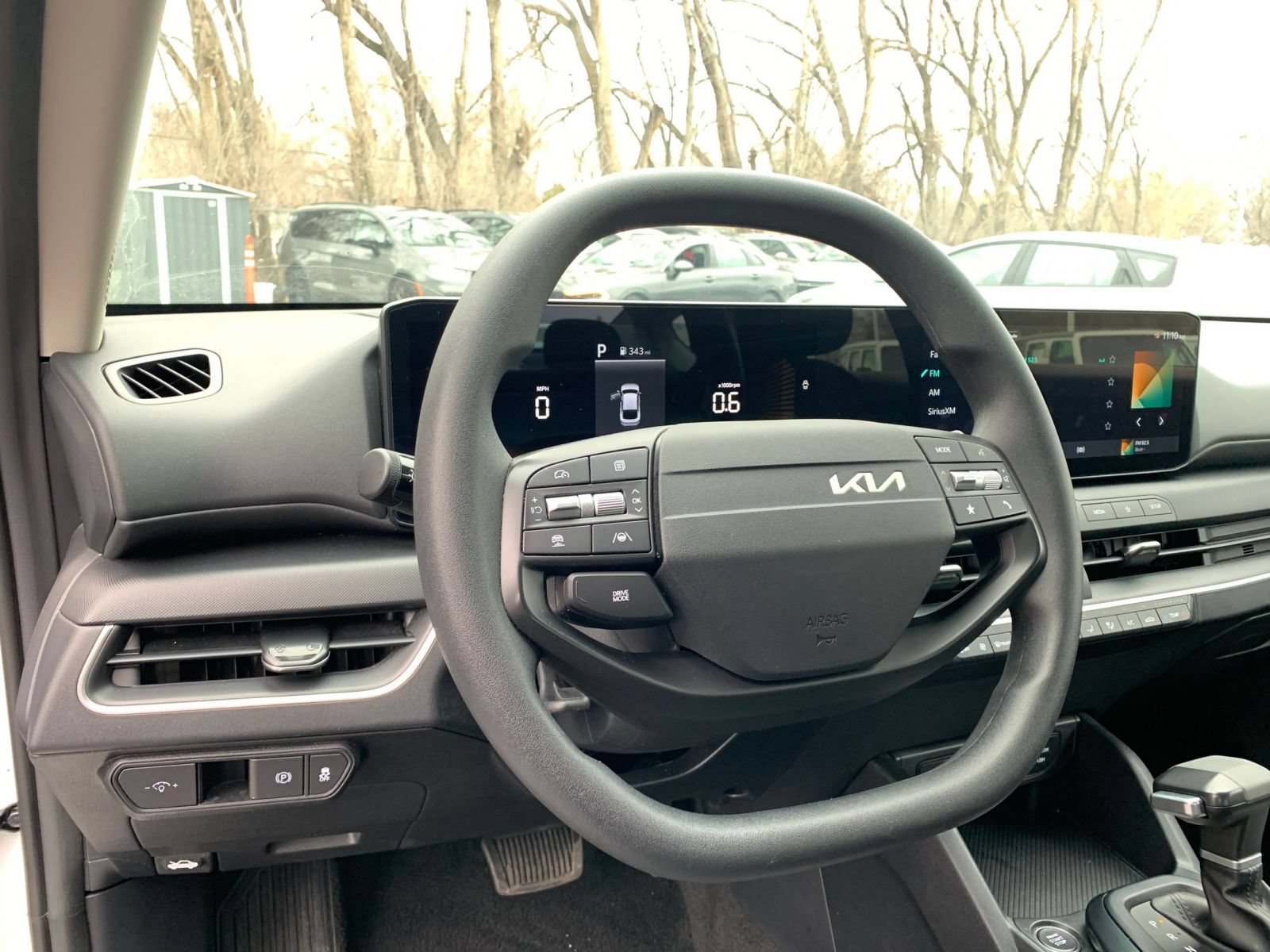 Used 2025 Kia K4 FWD image 32