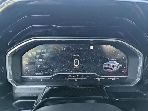 Used 2022 GMC Sierra 1500 SLT w/ SLT Convenience Package image 16