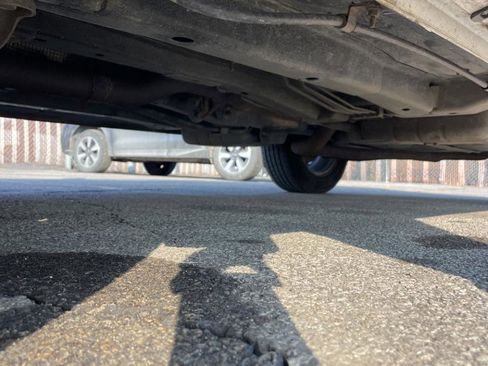 Used 2009 Dodge Journey SXT w/ Rear Seat Video Group image 17