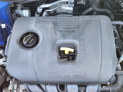 Used 2021 Kia Seltos LX AWD/4WD image 16