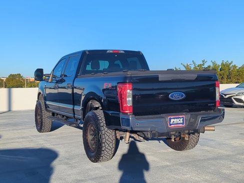 Used 2017 Ford F250 XLT w/ XLT Value Package image 8