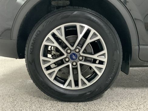 Used 2020 Ford Escape SEL image 14