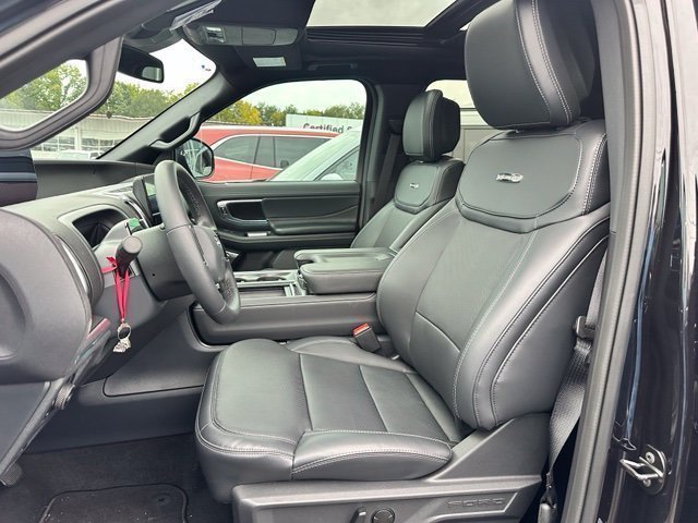 Used 2027 Ford Expedition Platinum w/ Stealth Performance Package AWD/4WD image 12