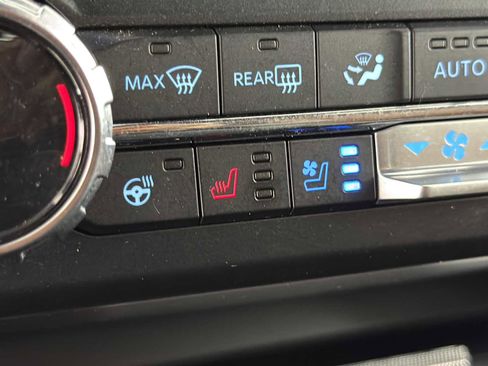 Used 2024 Ford F250 King Ranch w/ Chrome Package AWD/4WD image 33