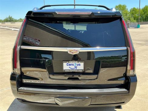 Used 2015 Cadillac Escalade Premium AWD/4WD image 5