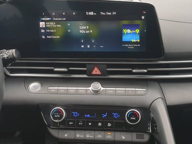 Used 2025 Hyundai Elantra SEL FWD image 16