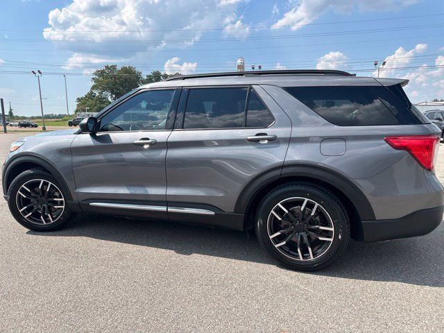 Used 2021 Ford Explorer XLT w/ Equipment Group 202A RWD image 27