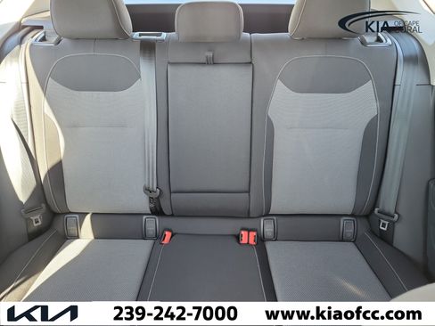 Used 2023 Volkswagen Taos S FWD image 30