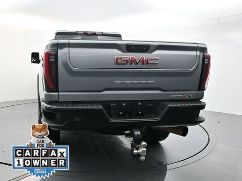 Used 2024 GMC Sierra 2500 AT4X image 10