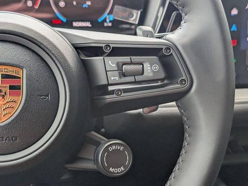 New 2026 Porsche Cayenne AWD/4WD image 23