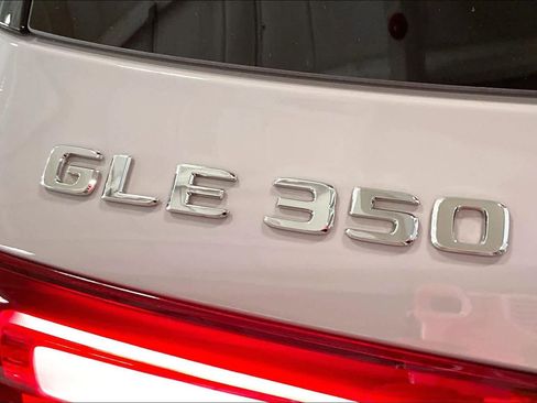 Used 2026 Mercedes-Benz GLE 350 4MATIC image 10