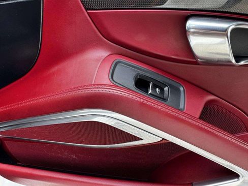 Used 2017 Porsche 911 Turbo S image 42