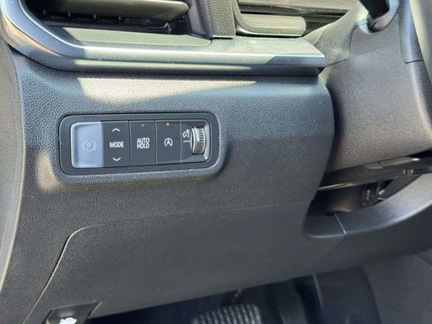 Used 2026 GMC Terrain Elevation FWD image 9
