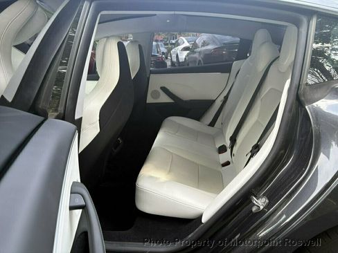 Used 2024 Tesla Model 3 Performance AWD/4WD image 19