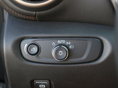 Used 2024 Chevrolet Blazer Premier w/ Driver Confidence II Package image 32