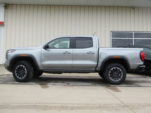 New 2026 GMC Canyon AT4 w/ AT4 Premium Package AWD/4WD image 11