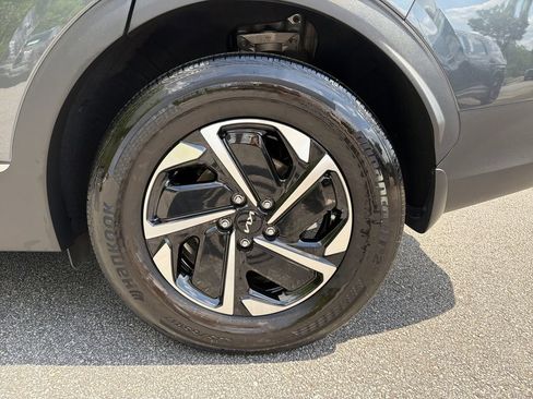 Used 2023 Kia Sportage LX AWD/4WD image 19