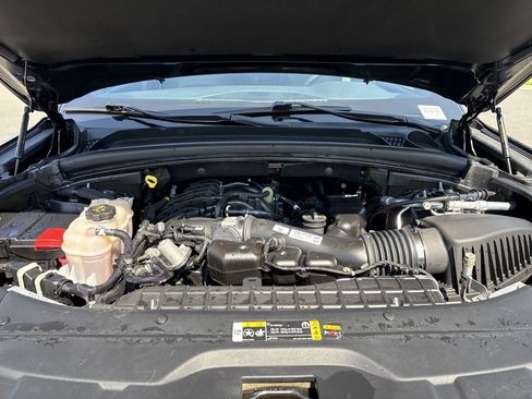 Used 2023 Jeep Grand Cherokee Altitude RWD image 34