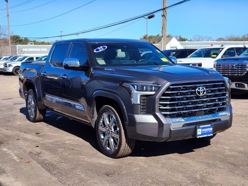 Used 2025 Toyota Tundra Capstone image 7