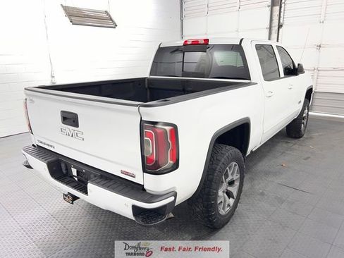 Used 2017 GMC Sierra 1500 SLT AWD/4WD image 8