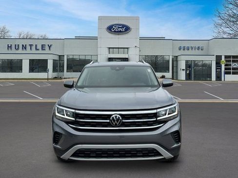 Used 2023 Volkswagen Atlas SEL AWD/4WD image 2