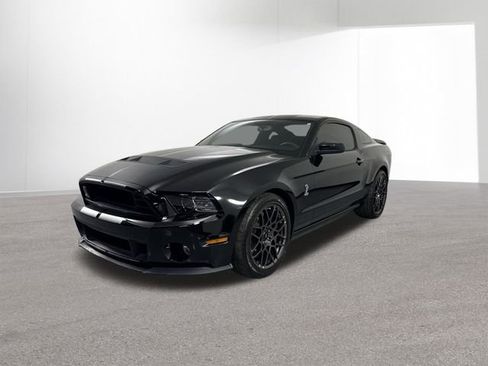 Used 2014 Ford Mustang Shelby GT500 w/ Equipment Group 821A image 2