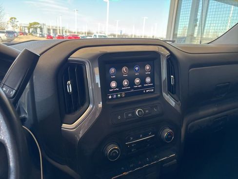 Used 2021 Chevrolet Silverado 1500 Custom image 7