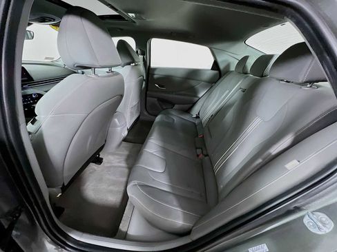 Certified 2024 Hyundai Elantra SEL w/ Convenience Package image 26