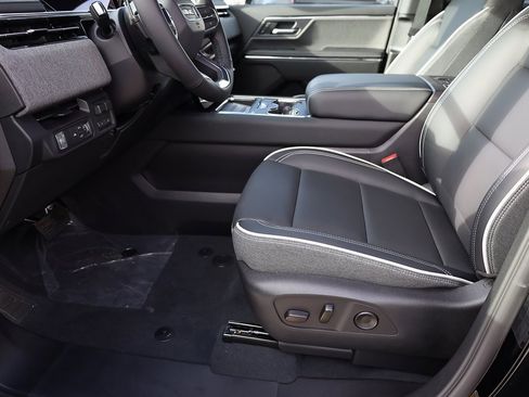 New 2026 GMC Sierra EV Elevation image 11