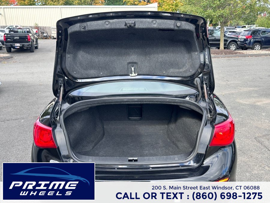 Used 2015 INFINITI Q50 AWD w/ Moonroof Package image 13