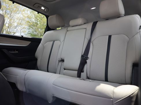 Certified 2025 MAZDA CX-90 3.3 Turbo w/ Premium Sport Pkg image 10