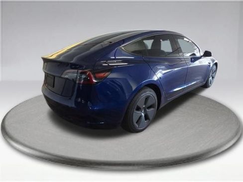 Used 2023 Tesla Model 3 Standard Range RWD image 5