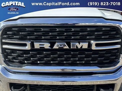Used 2024 RAM 2500 Big Horn image 10